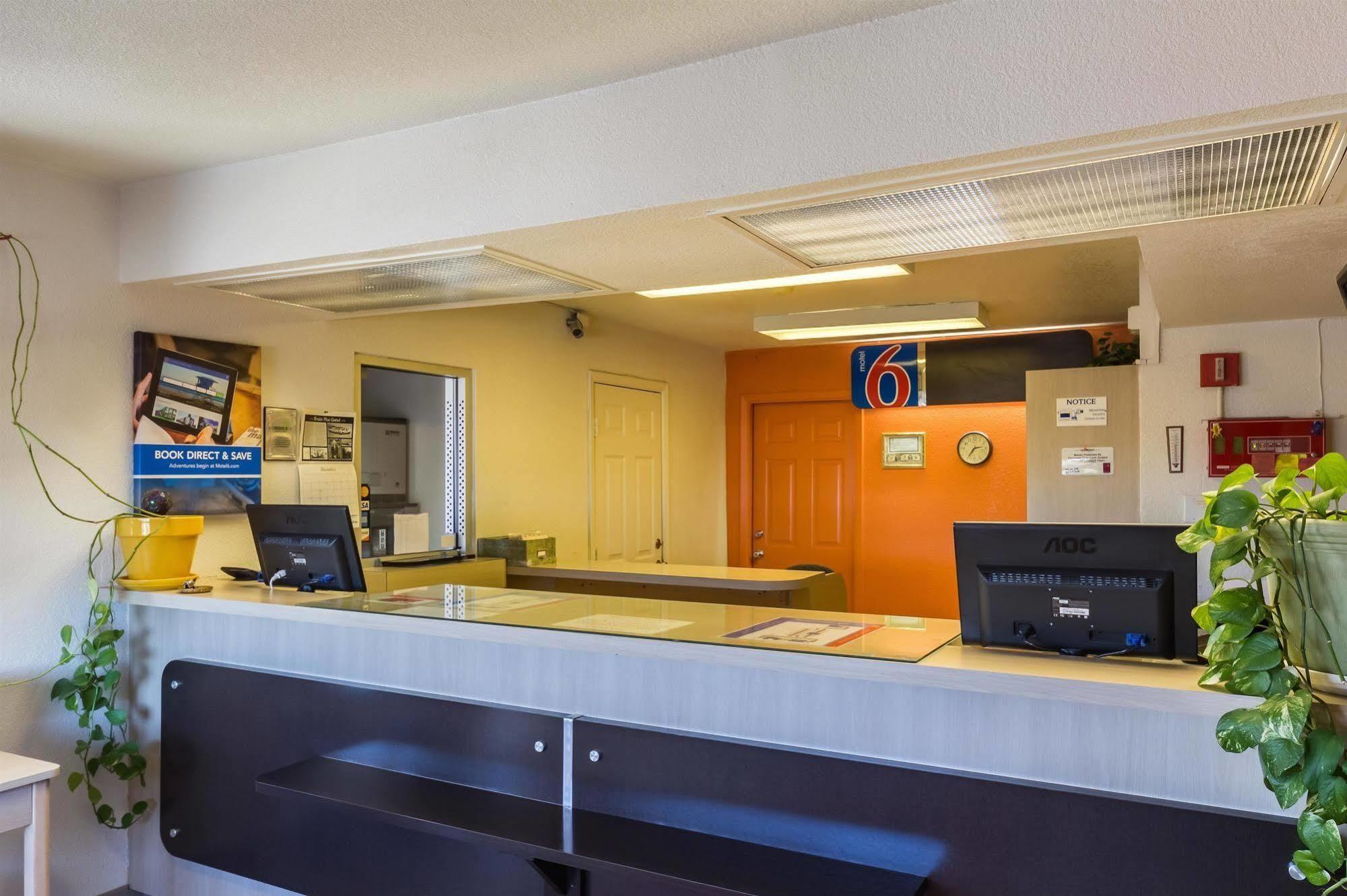 6-deming, Nm Hotel 2*