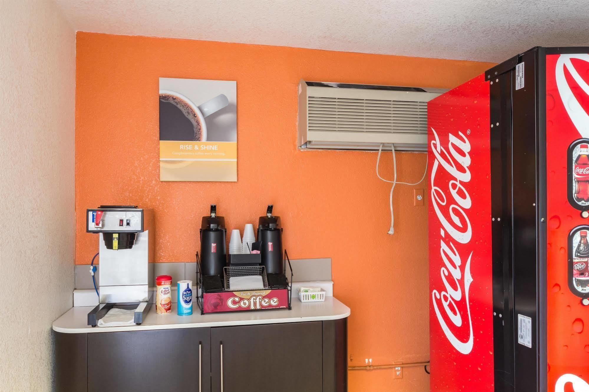 6-deming, Nm Hotel